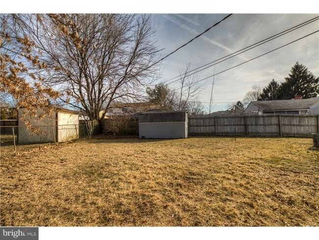 Building Photo - 203 Bluefield Rd Rental