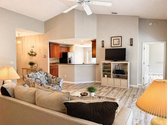Photo - 822 McCallister Ave Unit 822