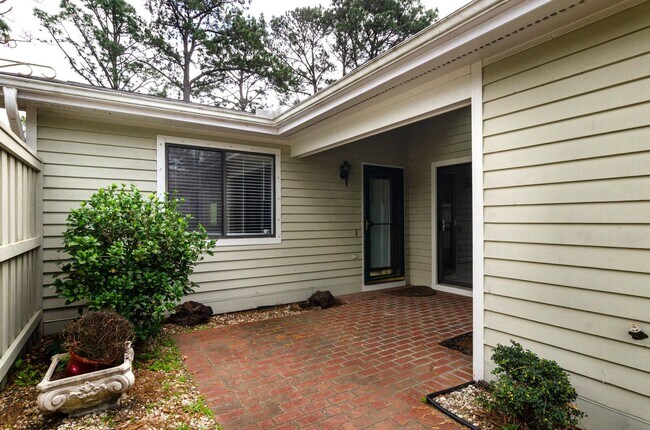 Photo - 309 N Cardinal Dr