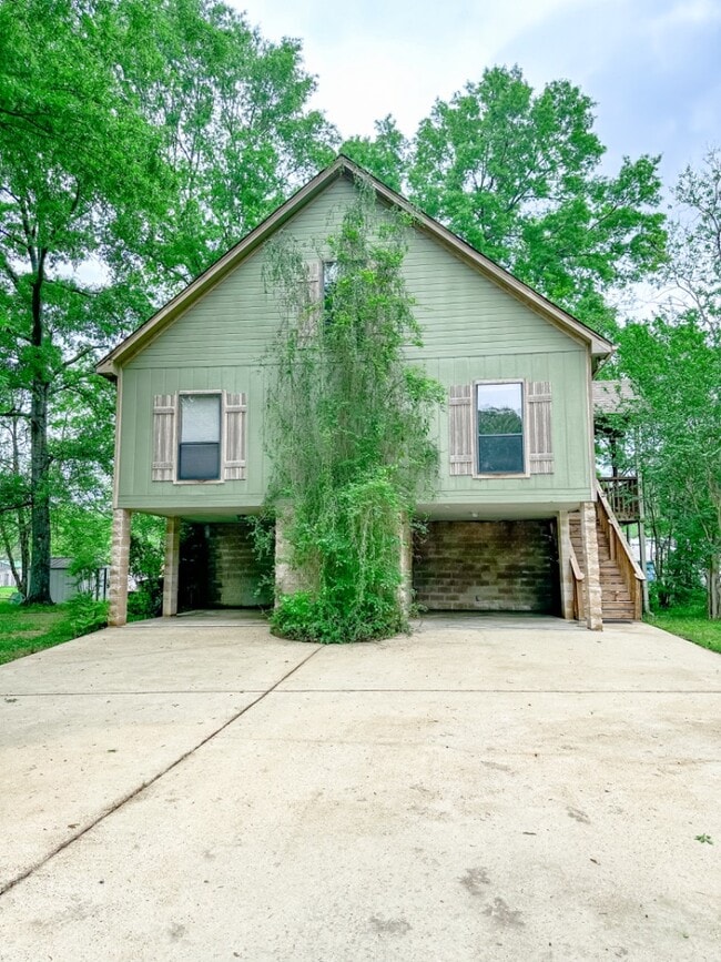 Photo - 652 Humphries Cove Rd