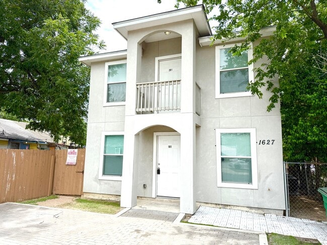 Photo - 1627 N Navidad St Apartment Unit 102