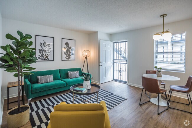 2HAB, 1BA - 1023SF