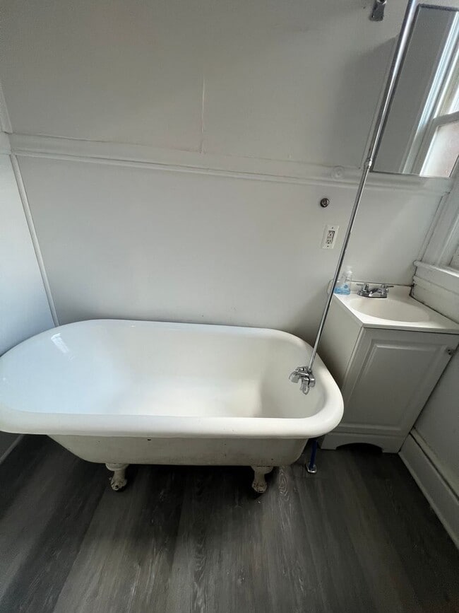 Photo - 347 E King St Unit 2nd Floor