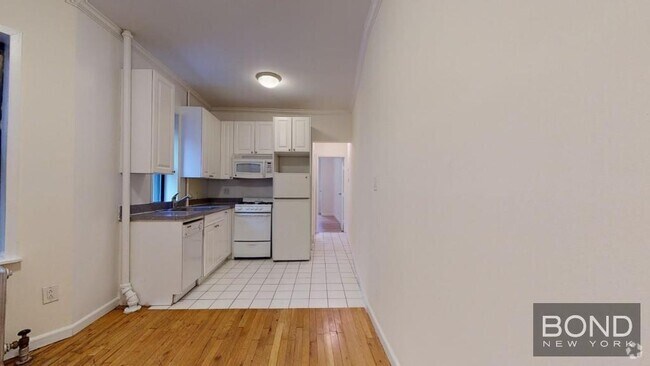 Building Photo - 241 E 38th St Unit 2B Rental