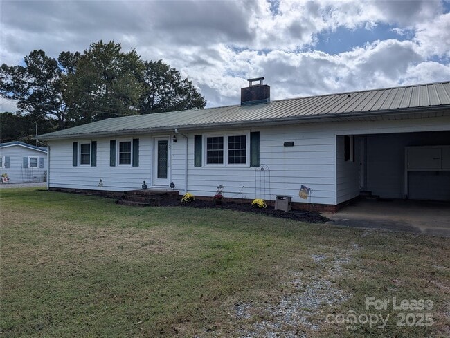 Photo - 155 Hamptons Cove Rd