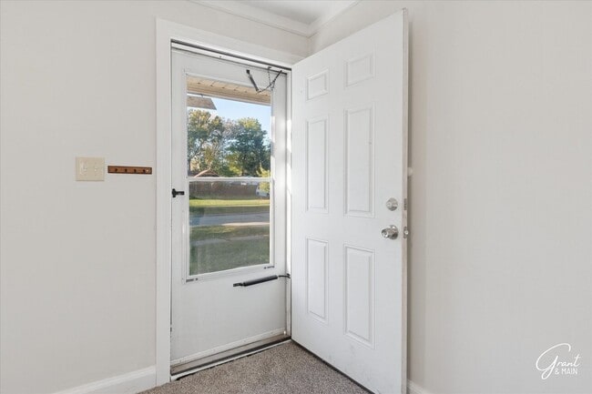 Photo - 2 Bedroom-1 Bath-$1250/month