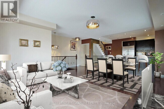Photo - 3375 Thomas St