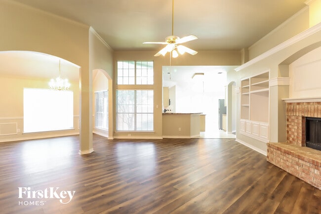 Photo - 2204 Reedway Ct