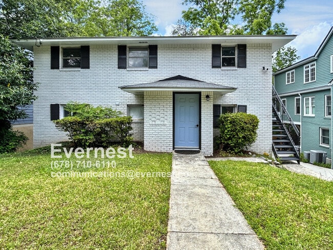 Photo - 295 Sterling St SE House