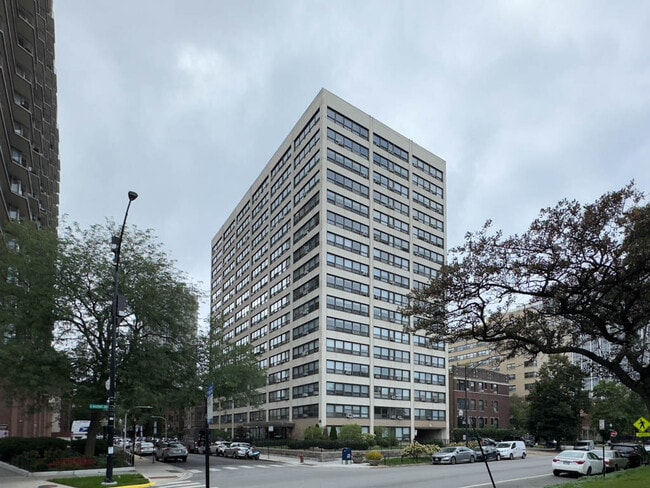 Building Photo - 4180 N Marine Dr Rental