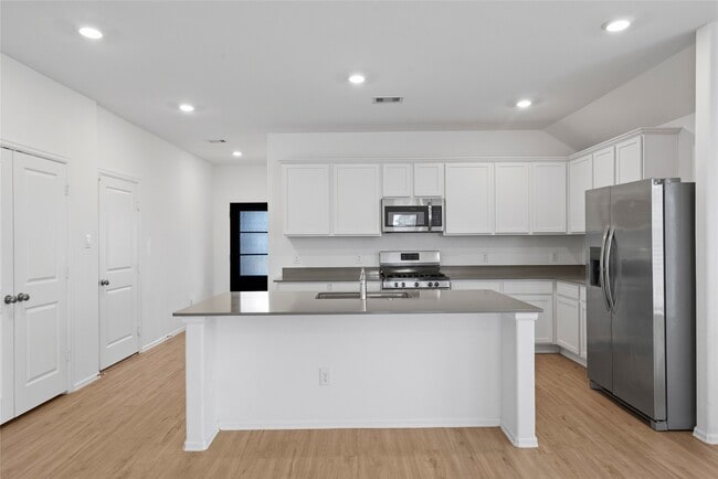 Photo - 3705 Paloma Fls Ln