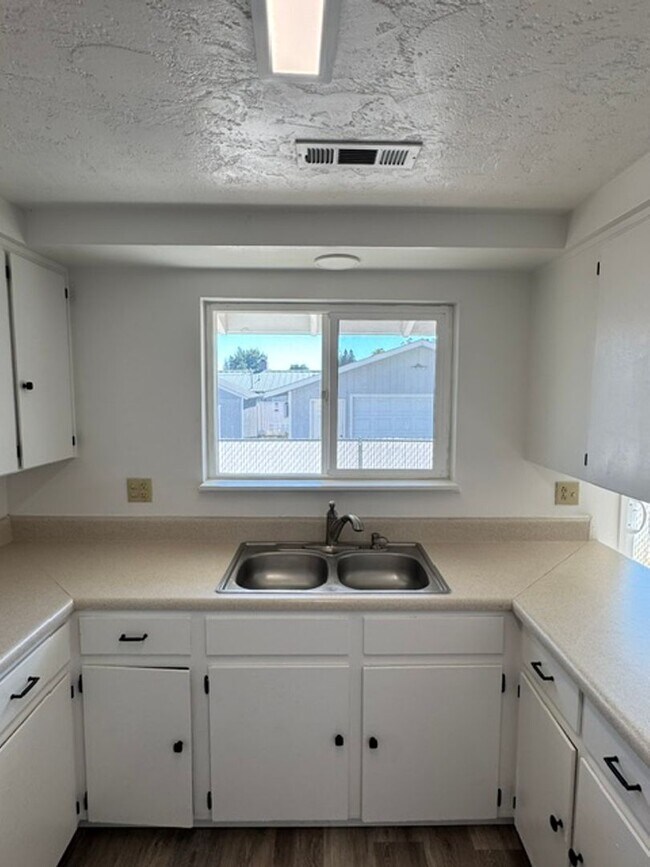 Photo - 610 Platt Pl Unit 612 PLATT