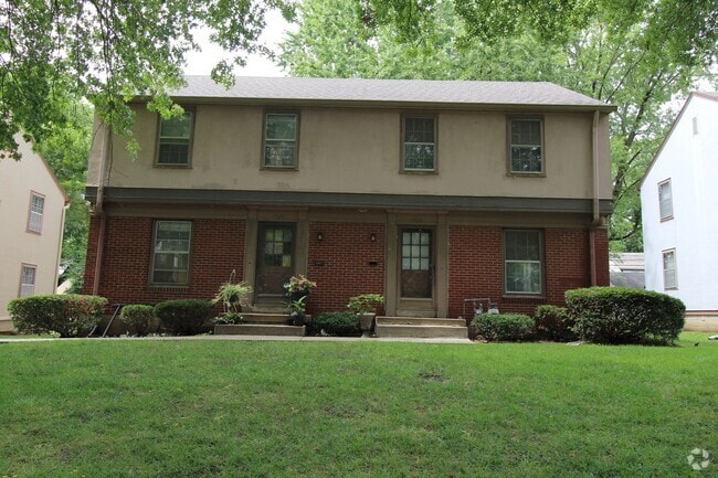 Building Photo - 2 Bedroom 1 Bath Duplex In The Waldo Area Rental