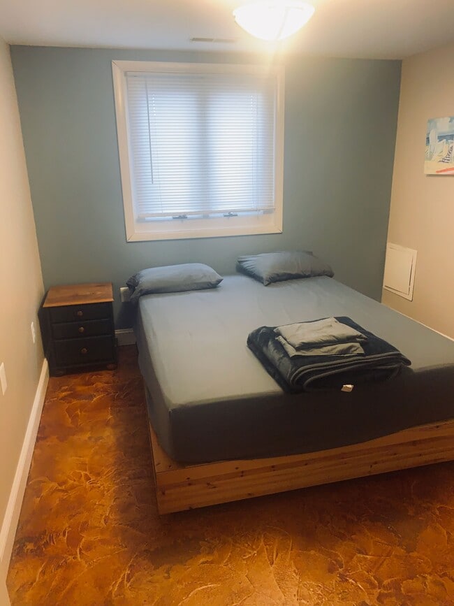 Photo - 117 Swedes St