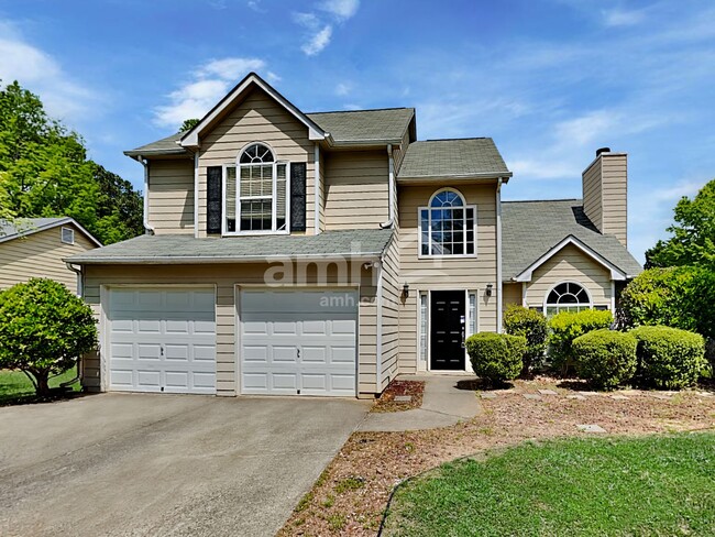 Photo - 3150 Peartree Dr NW House