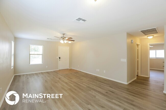 2440 W Romley Rd