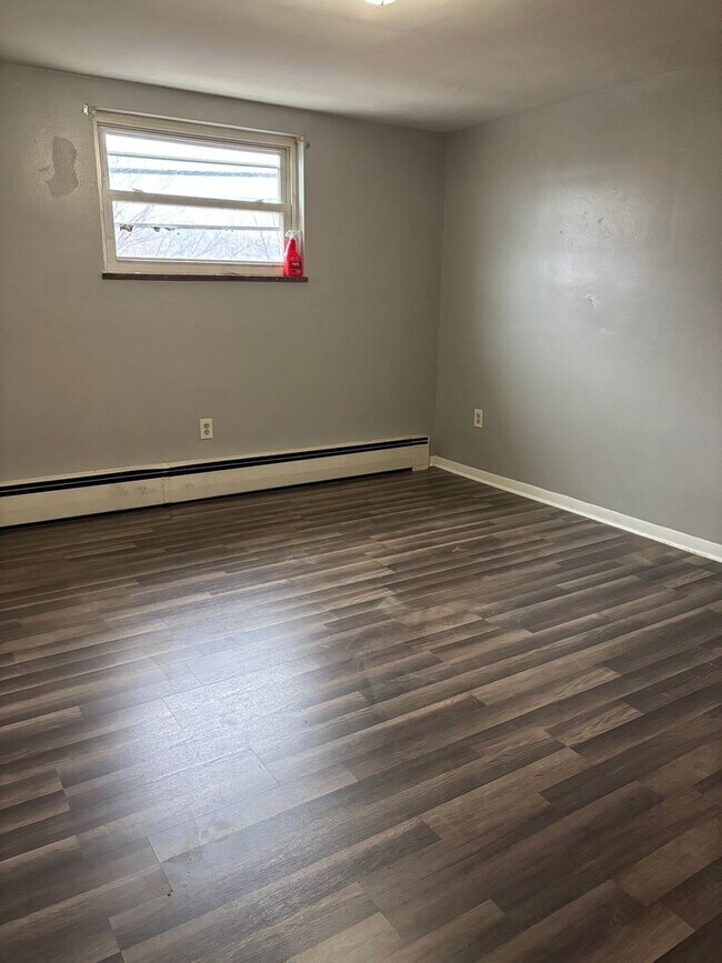 Photo - 801 23rd St Unit 5