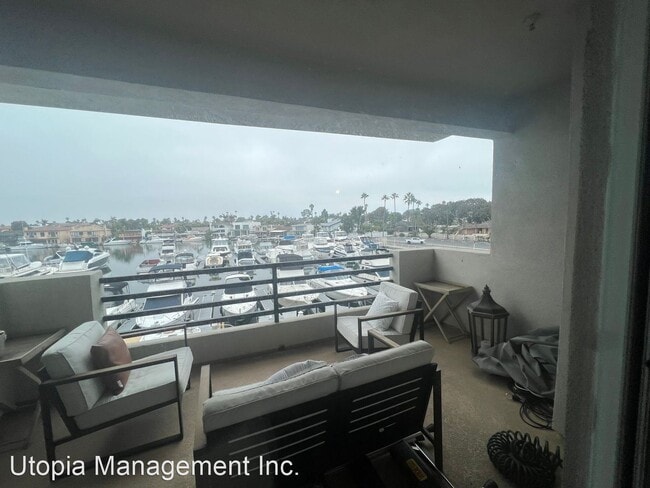 Photo - 2 br, 2 bath House - 4167 Warner Ave., #202