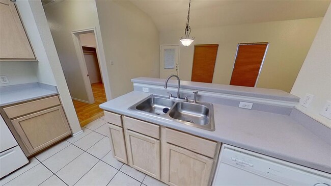 Photo - 1705 Constantino Cir