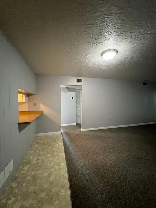 Photo - Riverside Unit RVS04