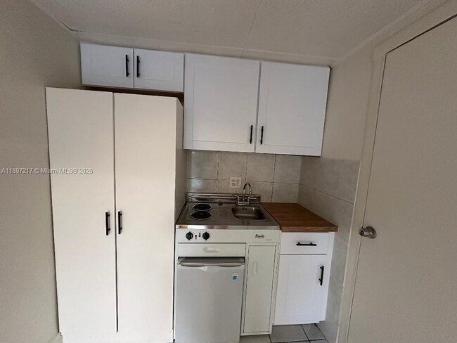 Photo - 1956 Lincoln St Unit 10