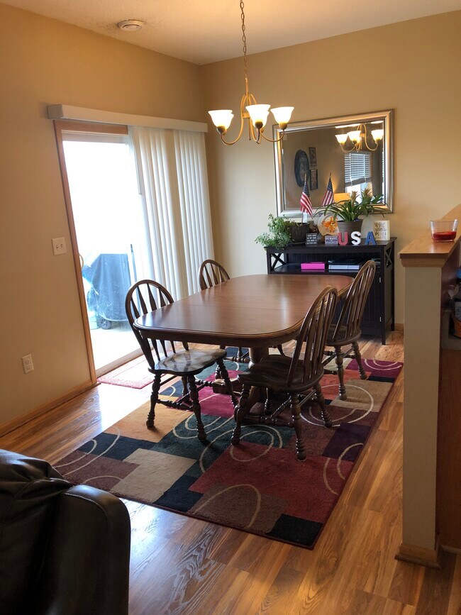 Photo - 2156 Willow Trail