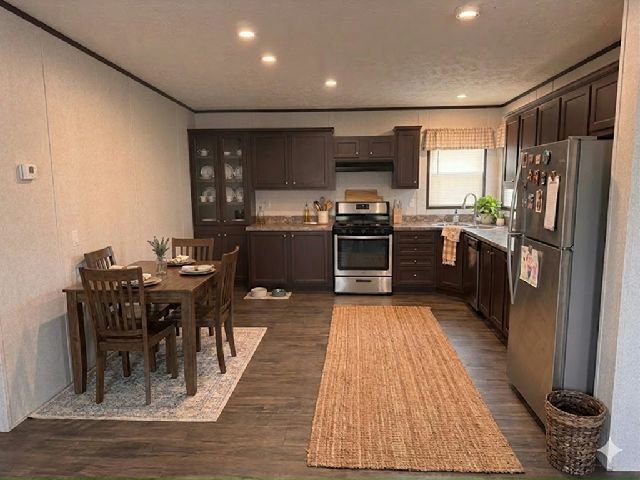 Photo - 65 Rustic Pkwy