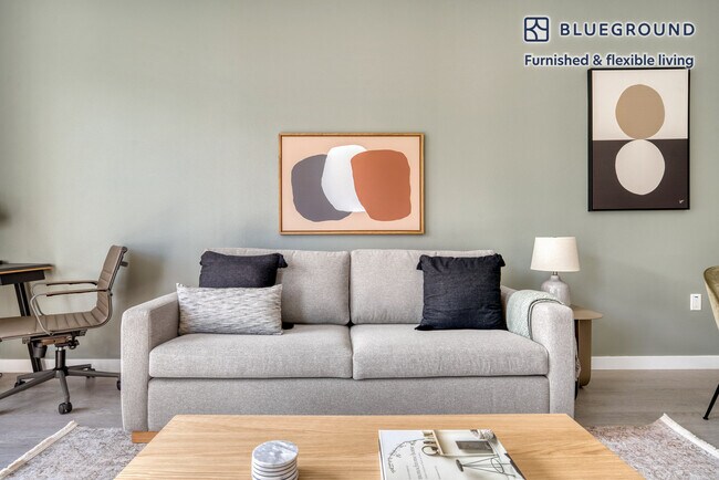 Photo - 988 El Camino Real Unidad FL6-ID1126