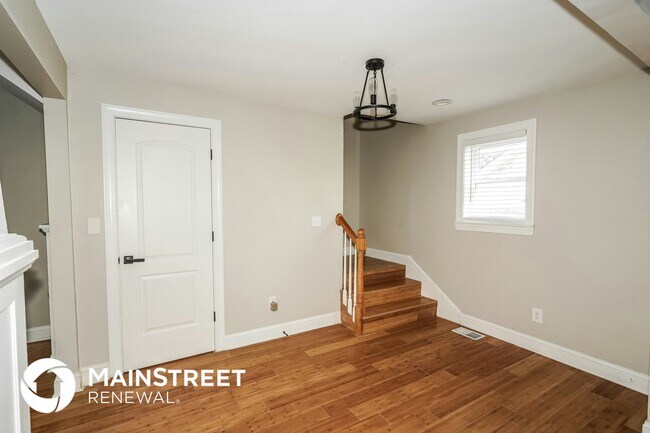 Photo - 2009 12th Ave N