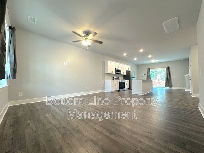 Photo - 3814 Starmount Ave