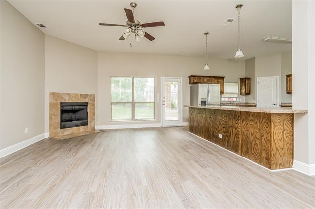 Photo - 431 Parker Dr