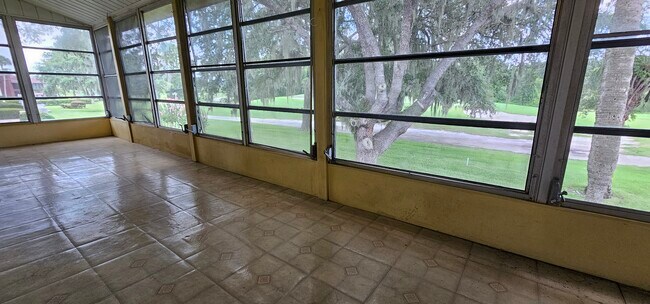 Photo - 682 Midway Dr Unidad 682 B