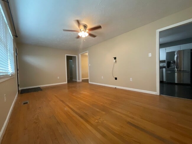 Photo - 3 bedroom/2 bath brick home in W. Morristown.