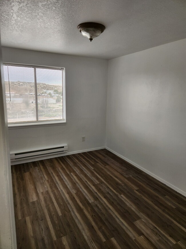 Photo - 849 Moccasin Ln