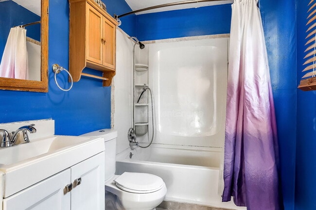 Photo - 1774 Bolling Ave