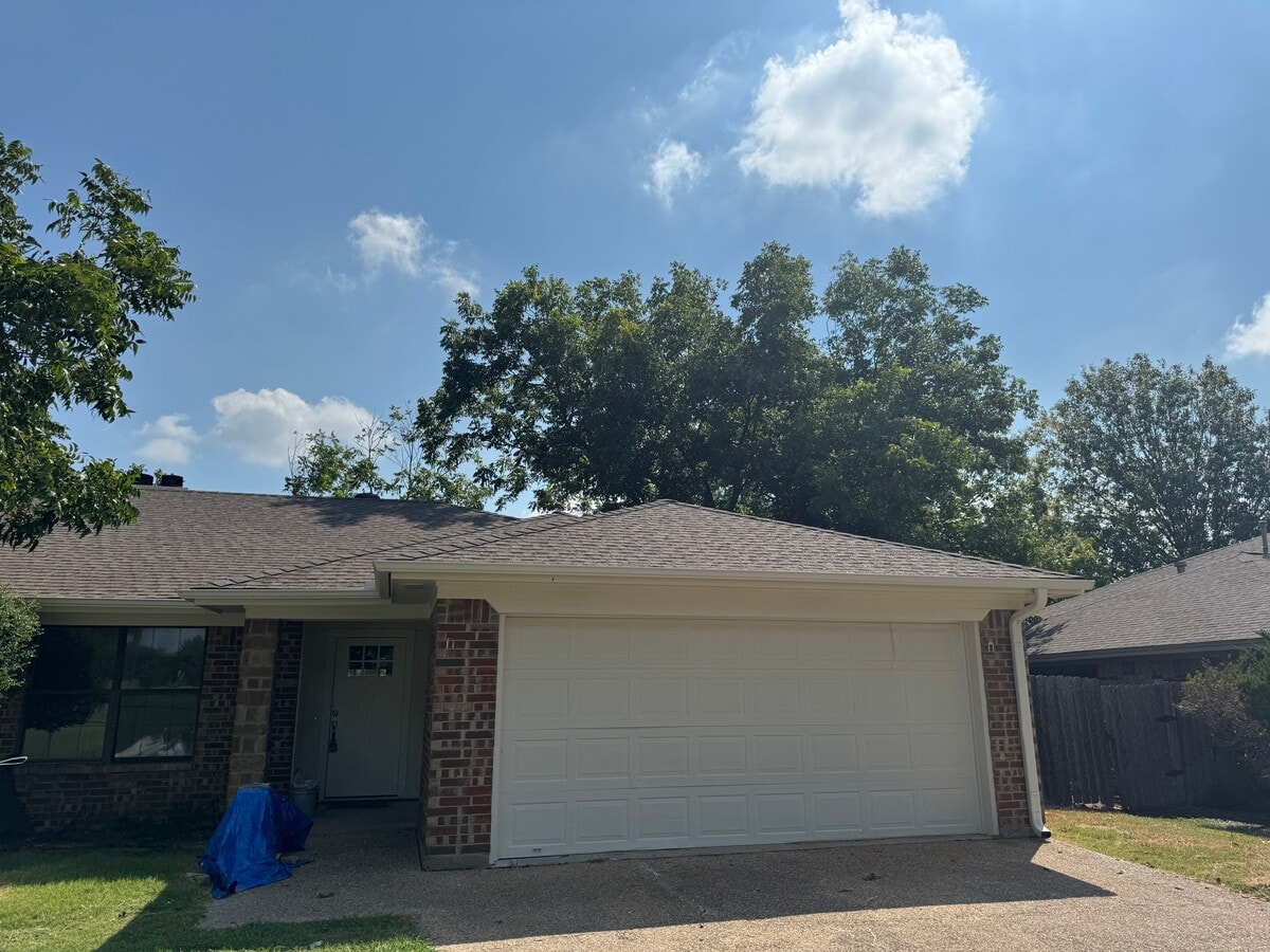 Photo - 1211 Hyde Park Blvd