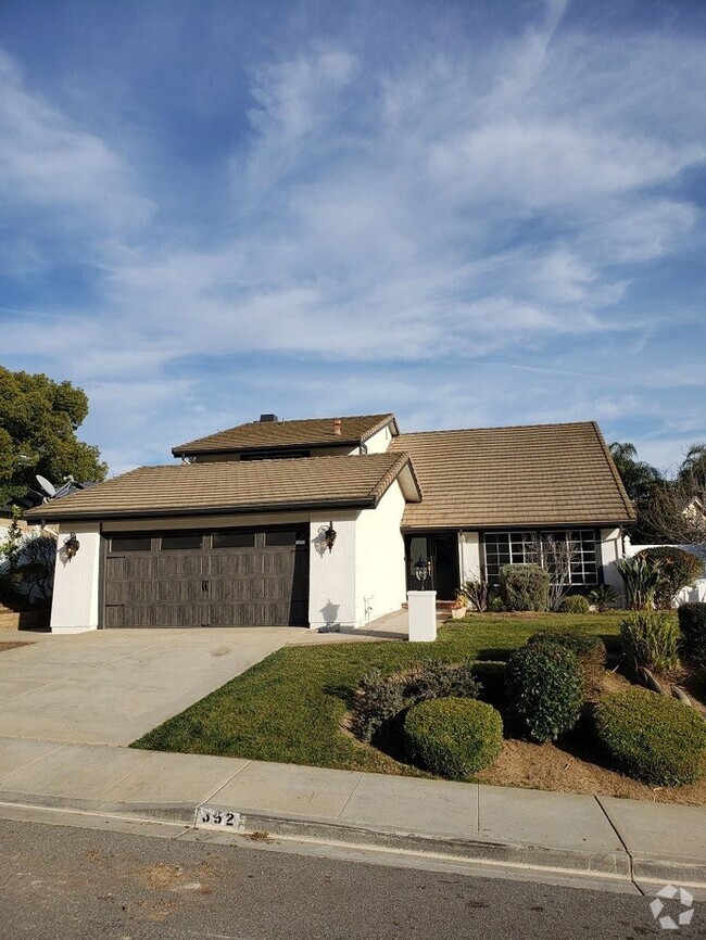 Building Photo - Oak Park 4+3 Single Family Home on cul-de-sac