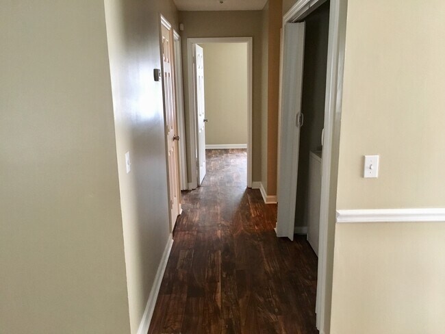 Photo - 1502 Medland Rd NW Unit D