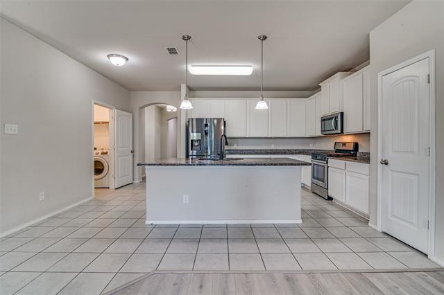 Photo - 1724 Lone Lynx Wy