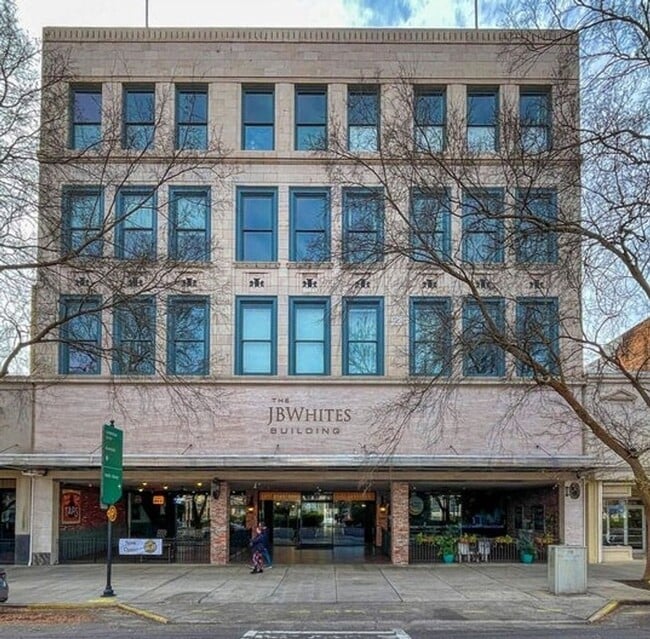 Building Photo - Condo in Downtown Augusta
