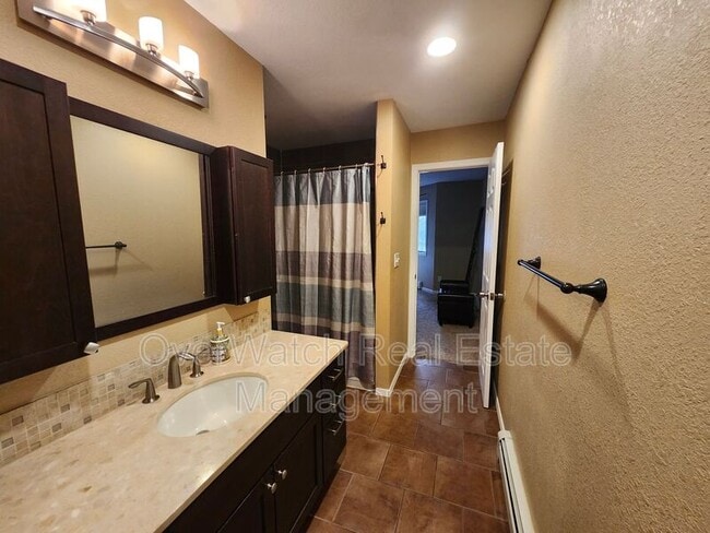 Photo - 838 E 78th Ave