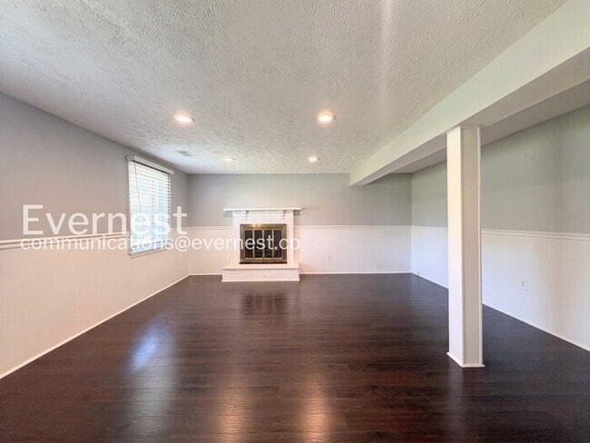 Photo - 5302 Greenough Pl