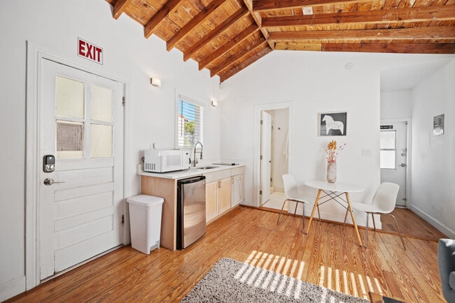 36 Phoenetia Ave Unit SI ID1056496P