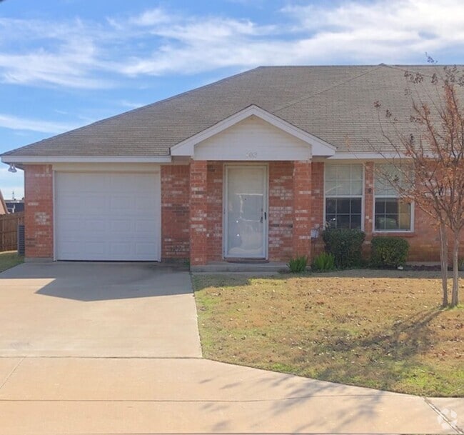 Building Photo - Gated Senior Community! Rental