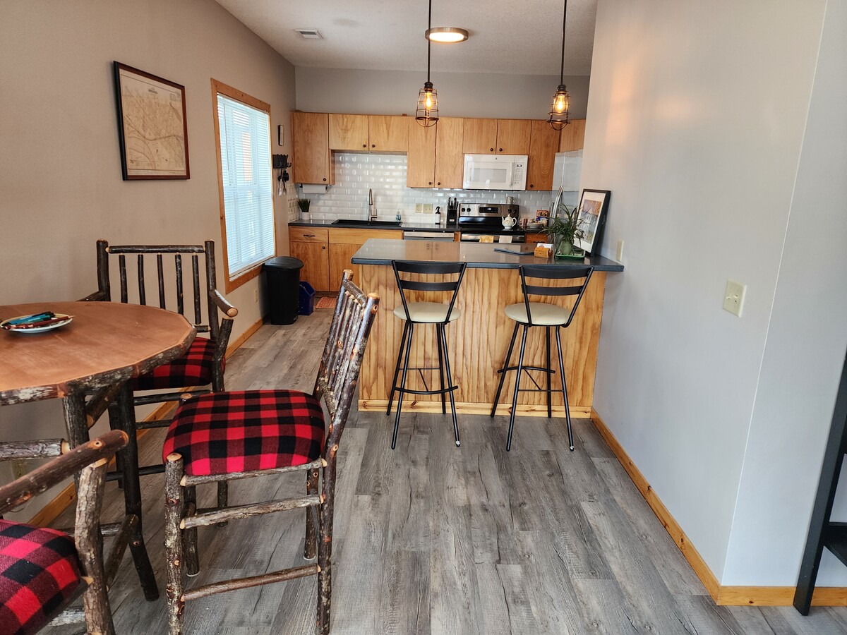 Photo - 1309 8th St SE