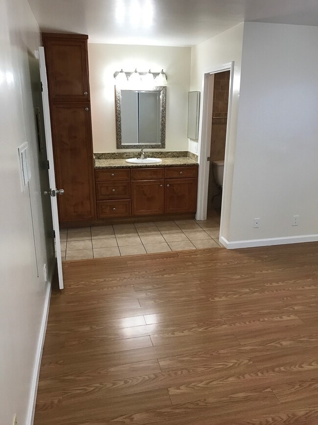Photo - 7043 Alabama Ave Unit 104