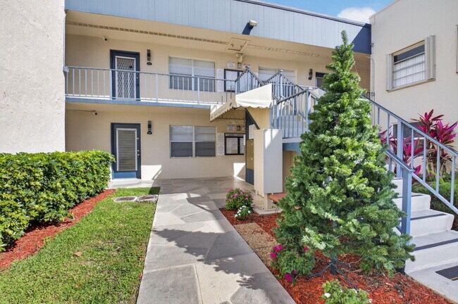 Photo - 173 Flanders C Unit 173