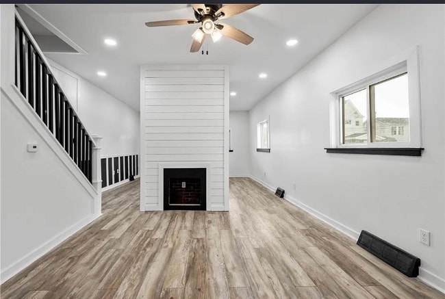 Photo - 143 Chalfont St