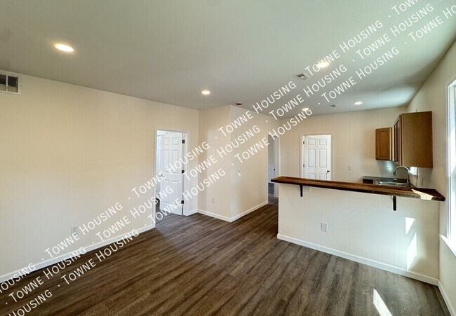 Building Photo - 20 Marion St Unit 3 Rental