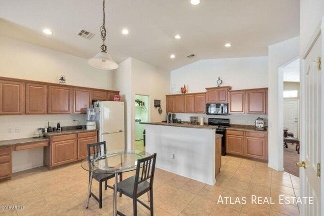 Photo - 36556 W Velazquez Dr